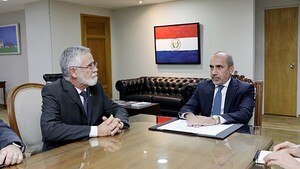 Paraguay pide explicación a Brasil por espionaje y congela el Anexo C