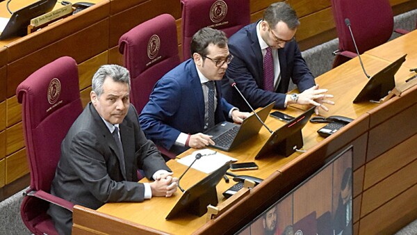 Cartismo opera por votos para desafuero de Marito