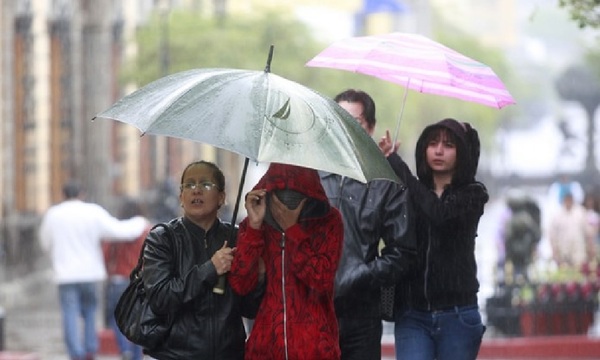 Ambiente fresco a cálido con lluvias dispersas - OviedoPress