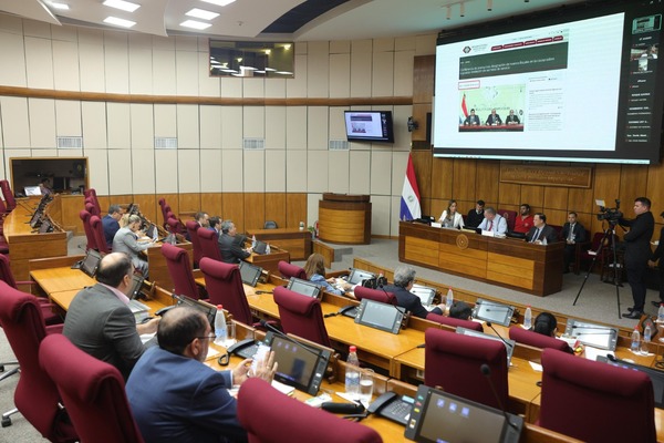 Filtración en Seprelad: Comisión del Senado recomienda desafuero de Abdo - ADN Digital