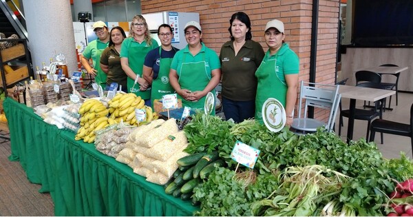 Familias de Central y Bajo Chaco ofertan productos del campo, sin intermediarios, en Multiplaza - .::Agencia IP::.