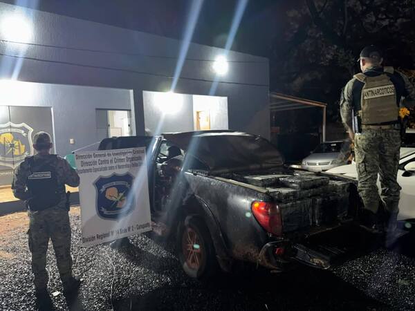Camioneta cargada con marihuana fue interceptada y decomisada por la Policía - 1000 Noticias