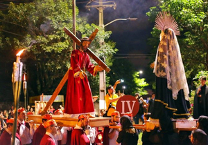 Se realizó el lanzamiento oficial del Vía Crucis Mayor Hernandarias 2025 - La Clave
