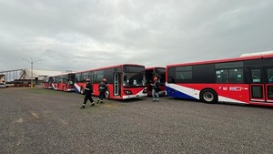 Llegaron más buses eléctricos donados por Taiwán - ADN Digital