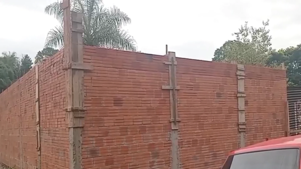 Golpearon hasta matar a un albañil en Encarnación - Noticiero Paraguay