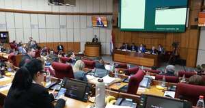 Diario HOY | Desafuero de Abdo lo pide la Fiscalía, él arma el show y sus leales no darán votos