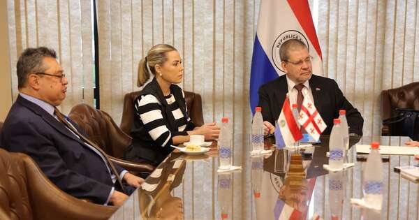 Diario HOY | Proponen crear “Ministerio de la Familia” para fusionar entes estatales