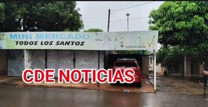 Delincuentes pelaron a una familia en CDE
