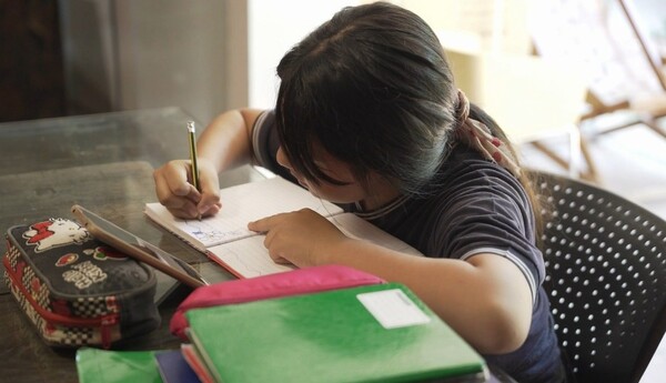 1.500 estudiantes participan de sesiones de tutorías telefónicas en lectura y escritura - .::Agencia IP::.