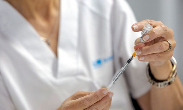 Arranca la campaña de vacunación: llegan las primeras dosis contra la influenza - OviedoPress