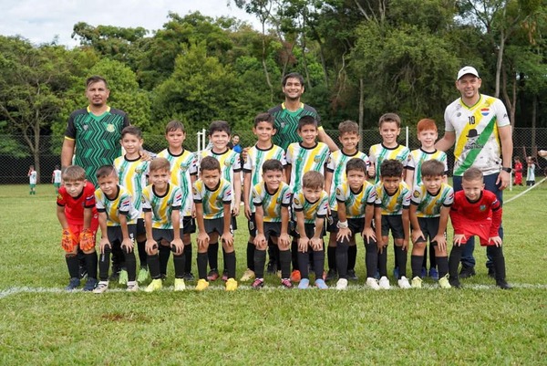 Cambyretá pasa a la fase final en las tres categorías del Campeonato Interdistrital 2025.