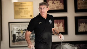 Versus / El gesto de Martín Palermo que cautivó a los hinchas del Olimpia
