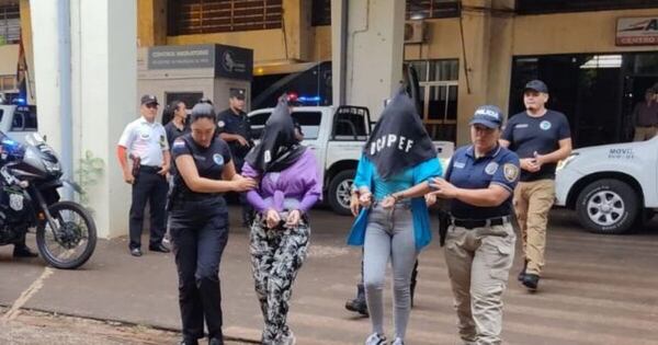 Diario HOY | Expulsan a “viudas negras” que eran buscadas en Argentina y fueron atrapadas en Paraguay