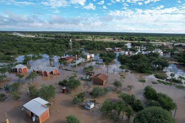 Senado declara en situación de emergencia tres departamentos del Chaco y le asigna G. 15 mil millones - Política - ABC Color