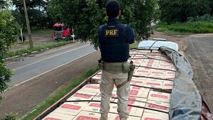 Carga de cigarrillo paraguayo de supuesto contrabando cae en Brasil