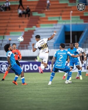 Dura derrota de Olimpia ante un debutante en la Libertadores - Unicanal