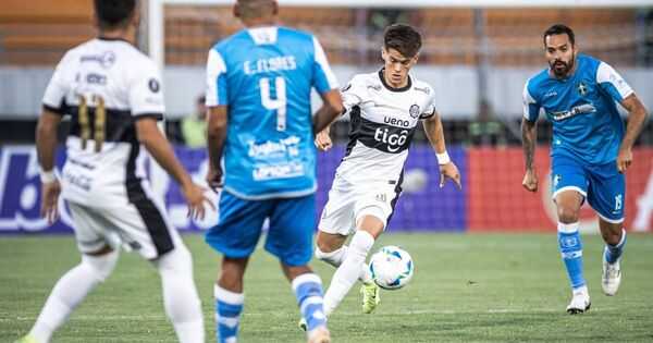 Inicio con tropiezo | Asociación Paraguaya de Fútbol