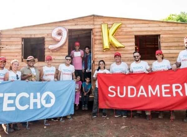 Sudameris y TECHO construyen vivienda 9.000 - Empresariales - ABC Color