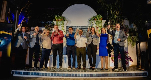 Lanzan convocatoria a los Premios ADEC 2025