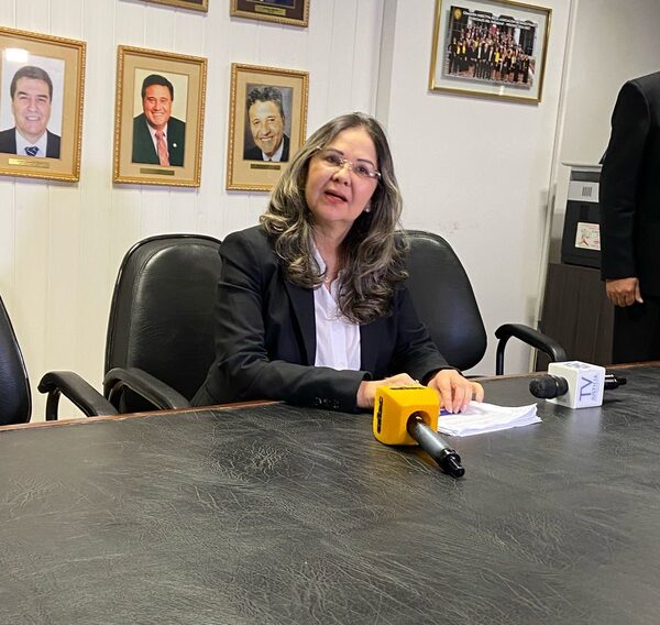 Camaristas que beneficiaron a abogado ya fueron sancionados por mal desempeño - PDS RADIO Y TV