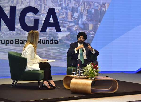 Banco Mundial insta a generar empleos de calidad para combatir la pobreza - Economía - ABC Color