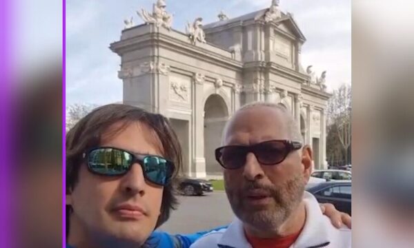 (VIDEO)”Aquiles” Báez y Zapag hicieron un pedido a los hinchas desde España