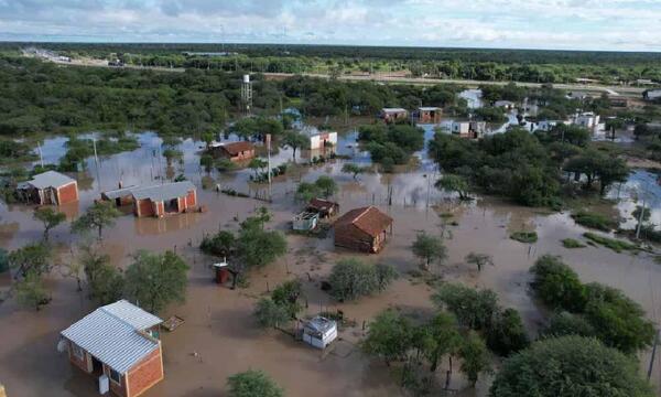 Alumnos de Boquerón adoptan clases virtuales ante inundación – Prensa 5