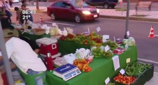Feria de la Agricultura Familiar frente al SNT - SNT