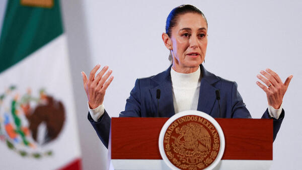 México aplaude no estar en la lista de aranceles de Trump, pero las tarifas del 25% a los autos se mantiene - .::Agencia IP::.