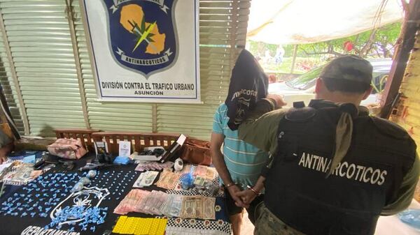 Caen supuestos integrantes del clan Rotela en allanamientos simultáneos cerca de Cateura - Policiales - ABC Color