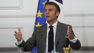 Macron pidió suspender las inversiones en Estados Unidos hasta que se eliminen los aranceles “brutales e infundados” - .::Agencia IP::.