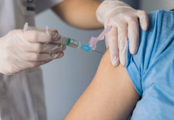 Inicia campaña de vacunación contra la influenza con más de 400 mil dosis disponibles