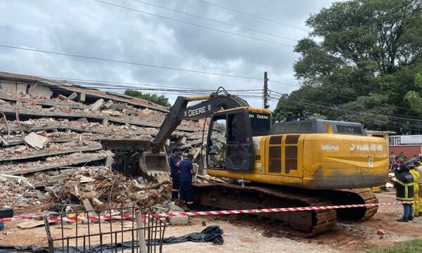 Se conforma equipo fiscal que vicheará por qué colapsó el edificio en construcción de Encarnación