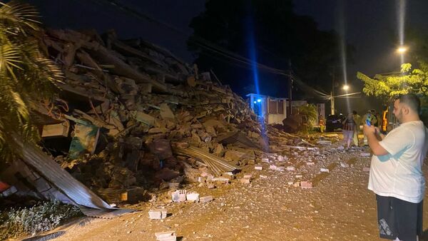 Conforman equipo de fiscales para indagar derrumbe fatal en Encarnación