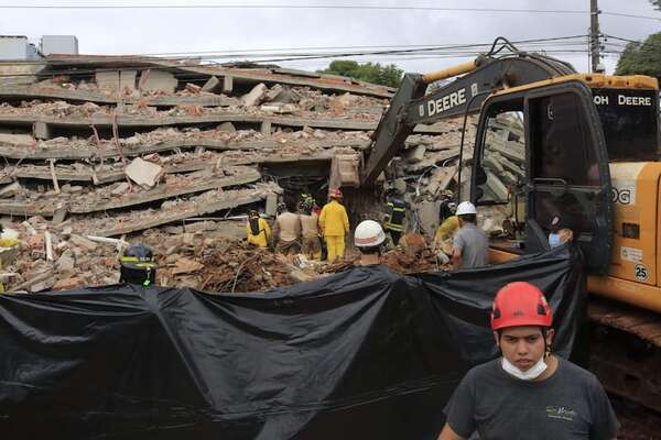 Capaco pide normas más estrictas tras derrumbe fatal en Encarnación - Nacionales - ABC Color
