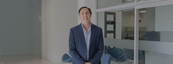 "El mercado automotriz en Paraguay podría duplicarse si se regula la importación de vehículos usados" - MarketData