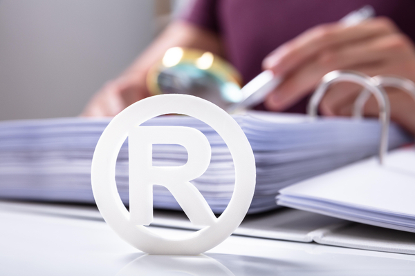 Registros de propiedad intelectual aumentan en marcas y modelos, pero retroceden en derechos de autor - MarketData