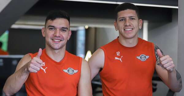 La Nación / Con algunas dudas y un equipo mixto