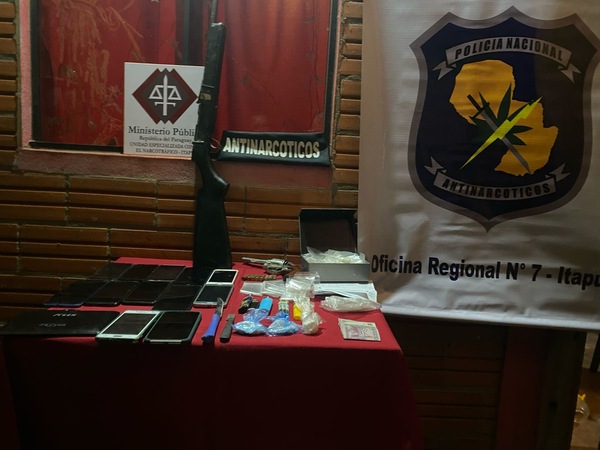 Allanan vivienda y bodega de un presunto distribuidor de drogas en Bella Vista