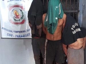 Tres maleantes y adictos robaron en una casa, pero por el camino fueron reducidos a golpes por vecinos – Diario TNPRESS