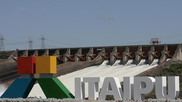 Espionaje de Brasil a Paraguay era para saber si EEUU "interfería" en tema de Itaipú