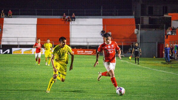 Recoleta y General Caballero levantan el telón de la fecha 12