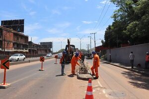 Cuatro Mojones: anuncian cierre en colectora del viaducto por obras - trece