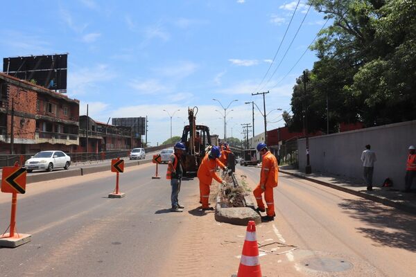 Desde el mediodía, cerrarán colectora del viaducto de Cuatro Mojones - Unicanal
