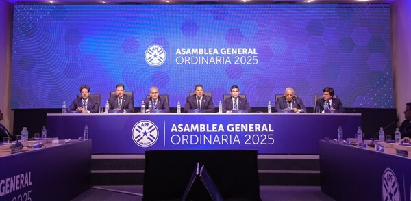 Versus / La APF presentó un balance con superávit de US$ 1.000 millones
