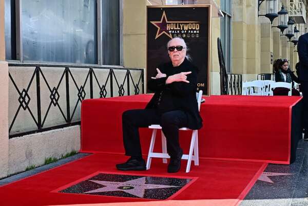 John Carpenter recibió su estrella en el Paseo de la Fama de Hollywood - Gente - ABC Color