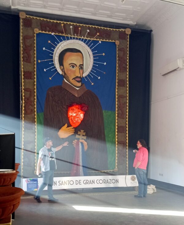 El Senado distinguió a los creadores del “Tapiz Sensorial” de San Roque González de Santacruz - .::Agencia IP::.