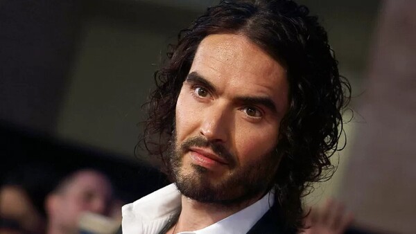 El humorista y actor británico Russell Brand es acusado de violación