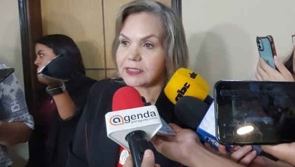 Lilian pide a Riera que retire denuncia de policías contra manifestantes