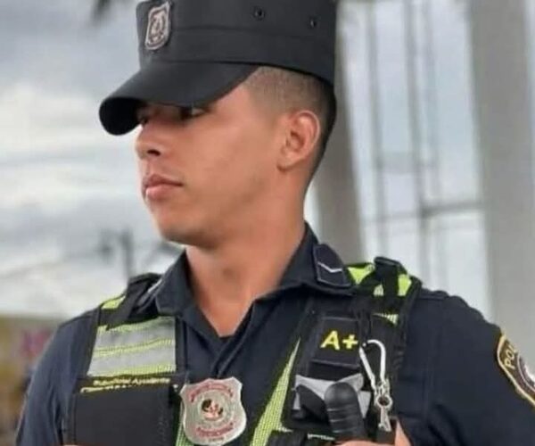 (VIDEO)Realizan colecta para ayudar a poli que fue pelado por su camarada
